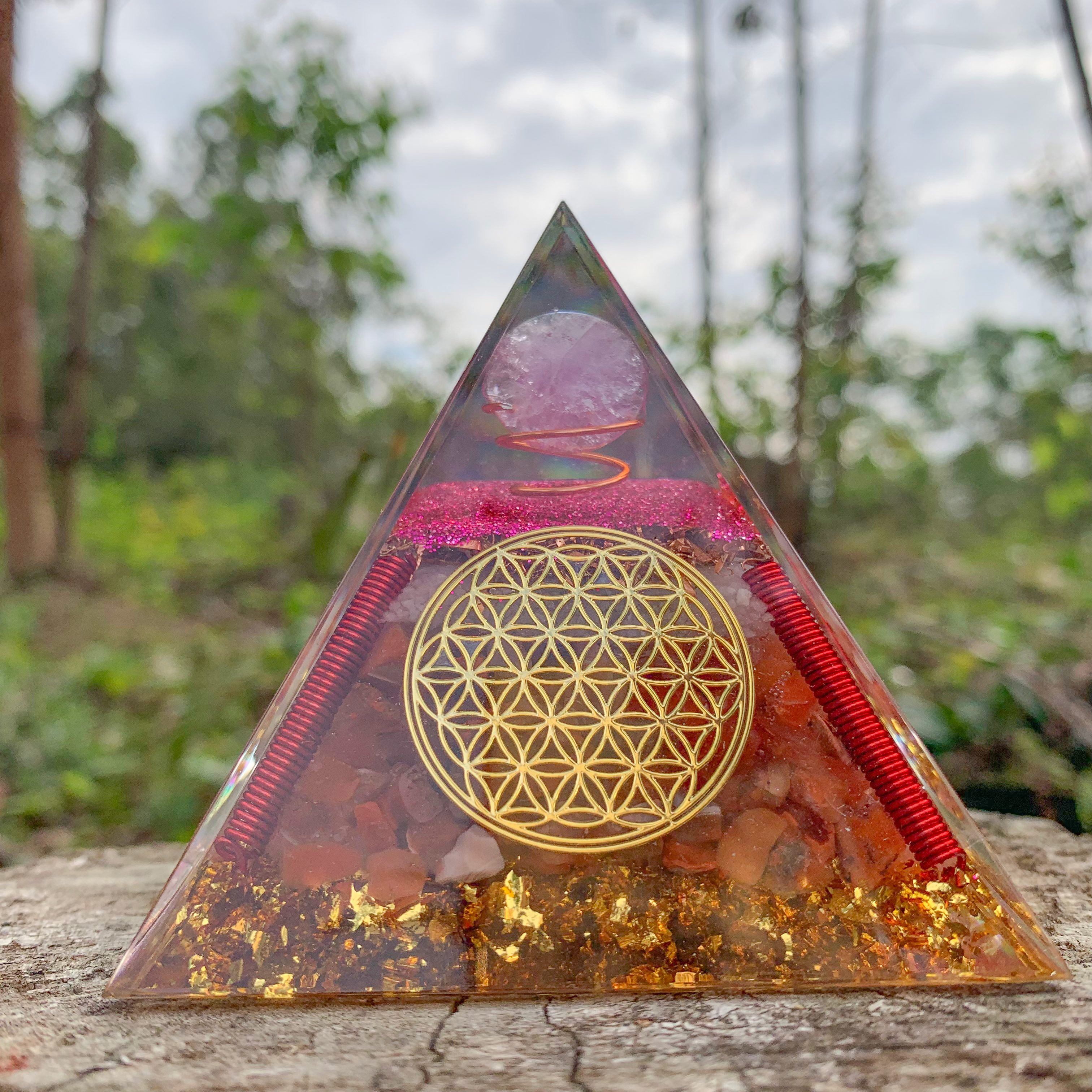 Orgonite Pyramid（8cm）